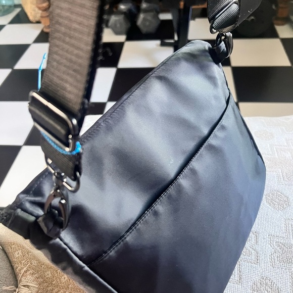 Kyodan crossbody purse - Picture 4 of 5